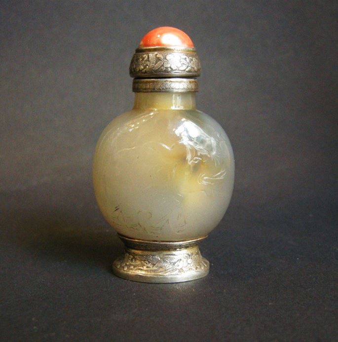 Agate snuff bottle mounted by Maquet | MasterArt